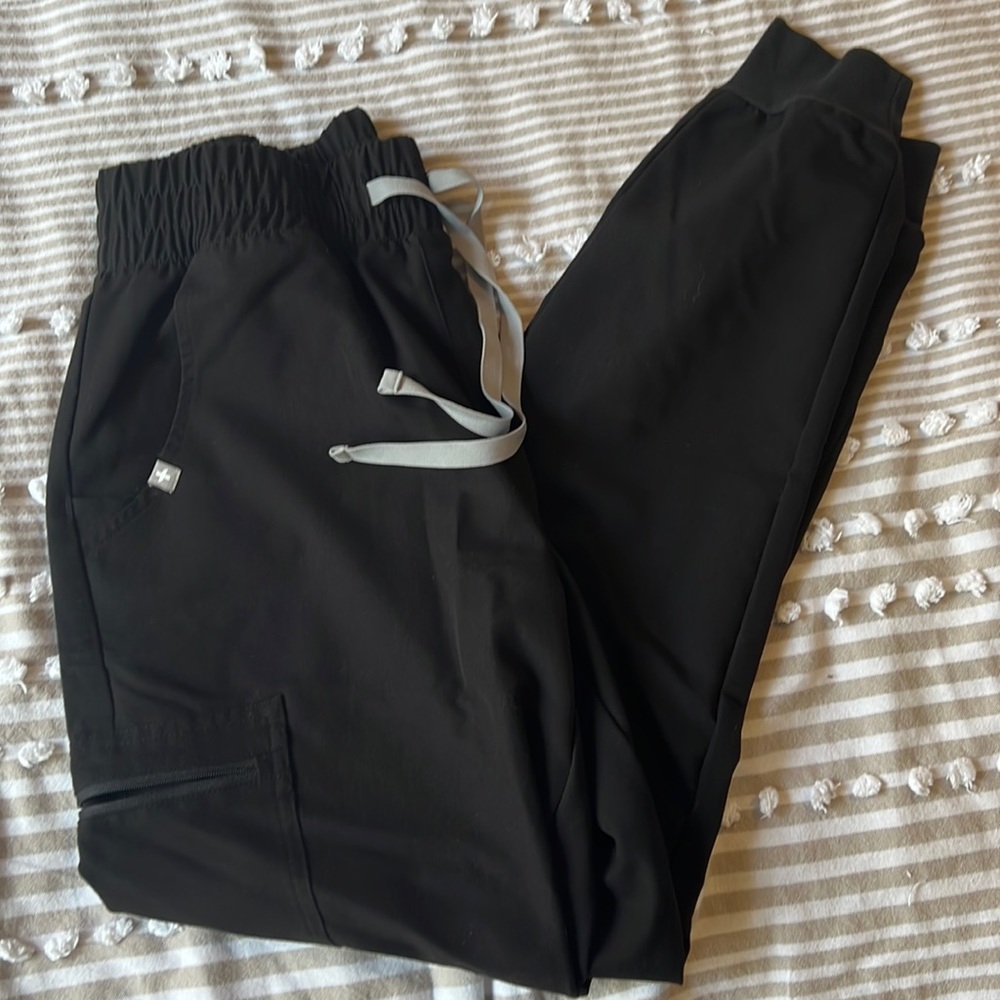 Figs scrubs bottoms